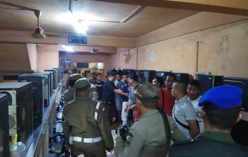 Warga Magelang Terciduk Bermain Judi Online di Warnet, Ternyata Mirip “Asta Halilintar”